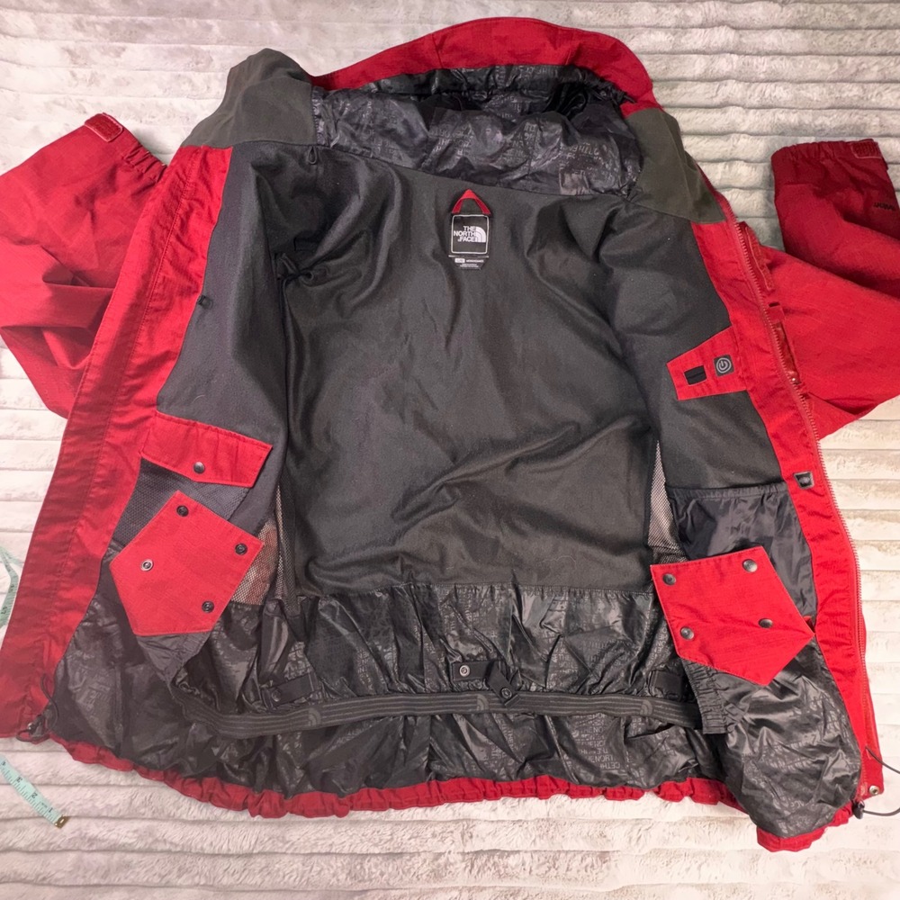 The North Face Hyvent Cyptic Mens Large Red Hooded Ski Jacket Winter Jacket Snow - Picture 9 of 15